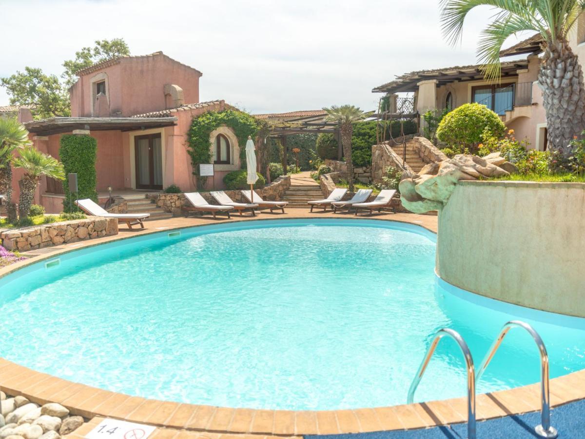 Holiday Home Erica 21 - Vista Village By Interhome Loiri Porto San Paolo Exterior foto